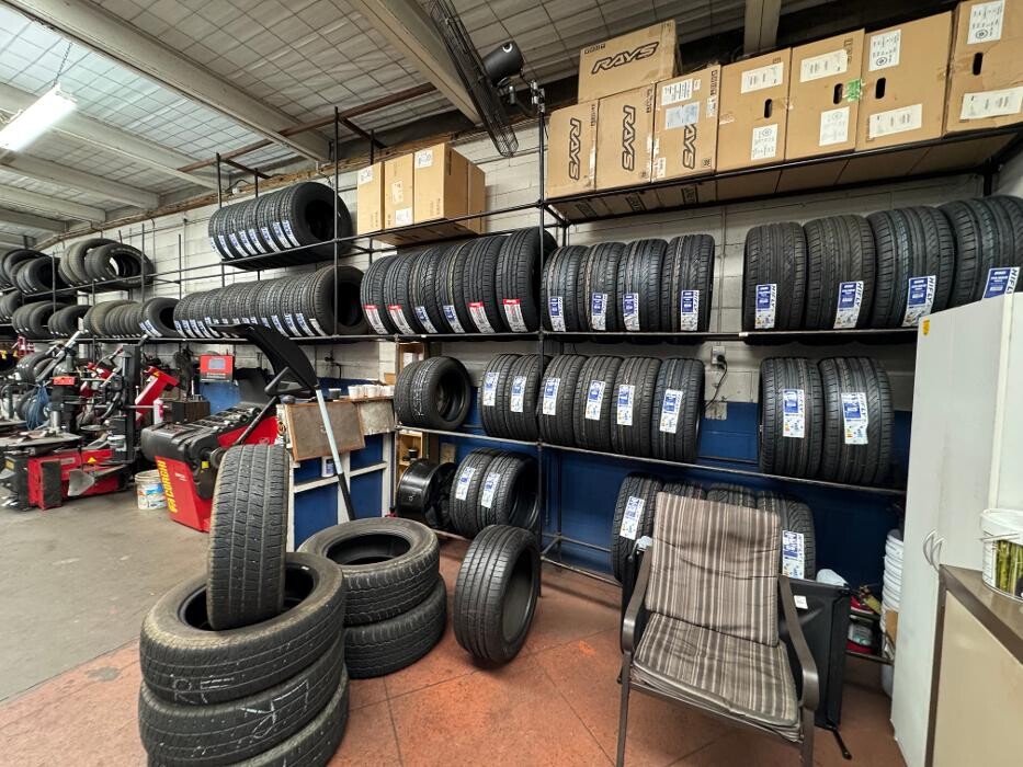 Images Tyretraders West