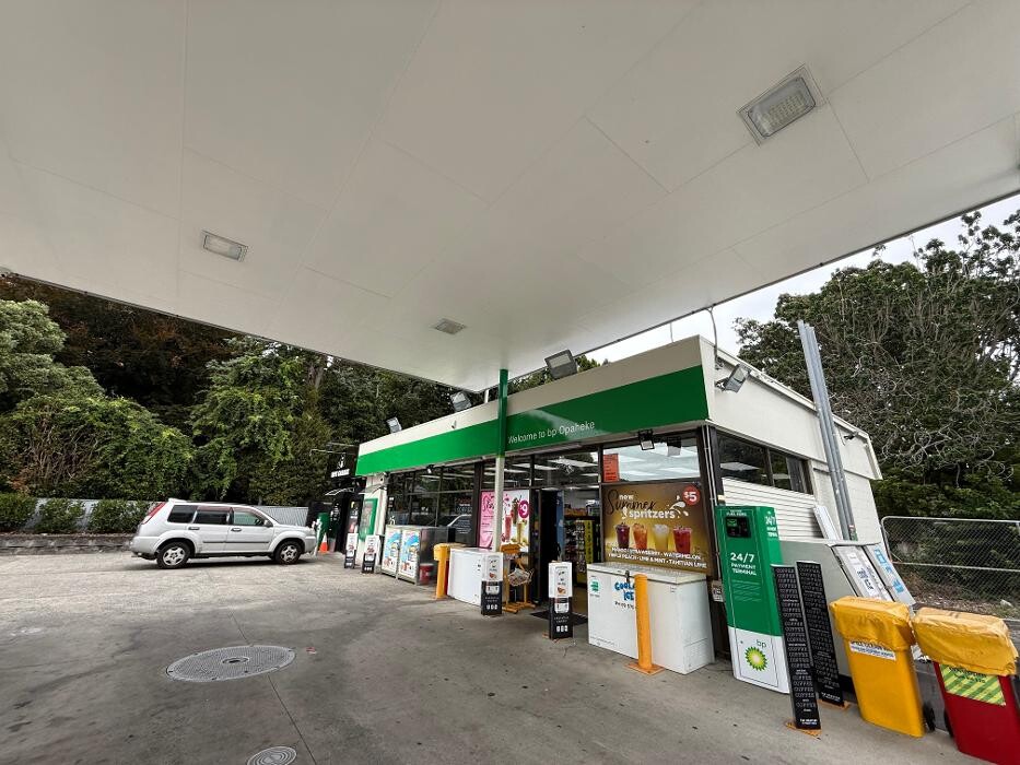 Images CoinFlip Bitcoin ATM - BP 2GO Opaheke (Auckland)