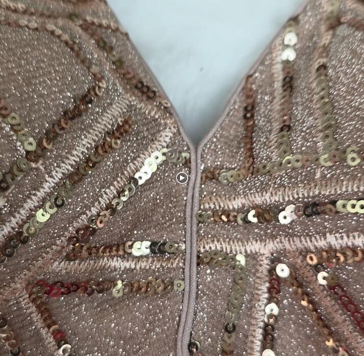 Images SAAISNEH INDIAN COUTURIER