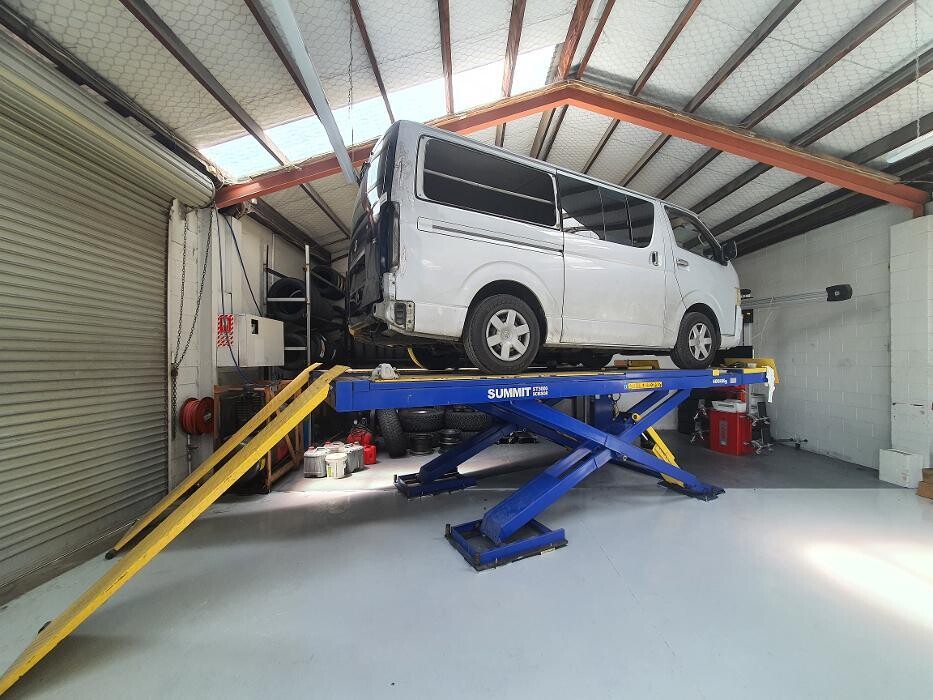 Images Railside Auto Centre