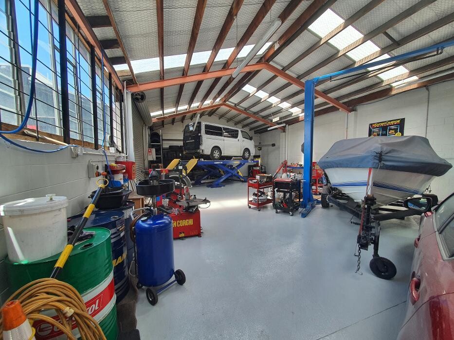 Images Railside Auto Centre