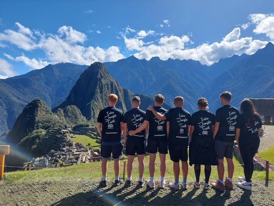 Images Encuentros Peru Adventure - Inca Jungle Trek to Machu Picchu Operator