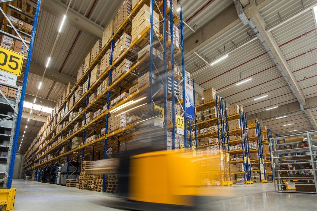 Images Hellmann Worldwide Lojistik Ltd. Sti