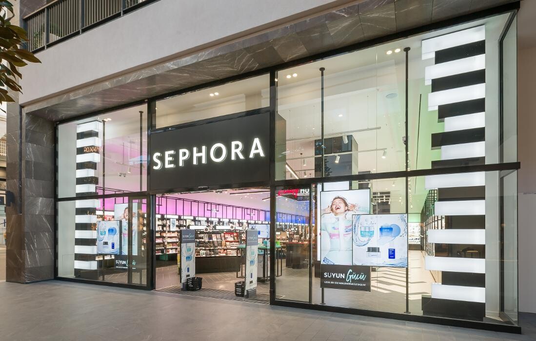Images SEPHORA HILLTOWN KARSIYAKA