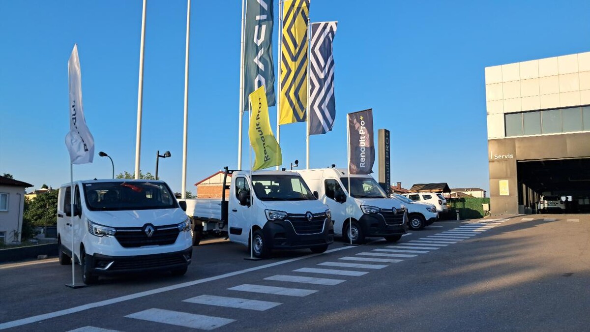 Images Renault Ernaz Servis Sakarya