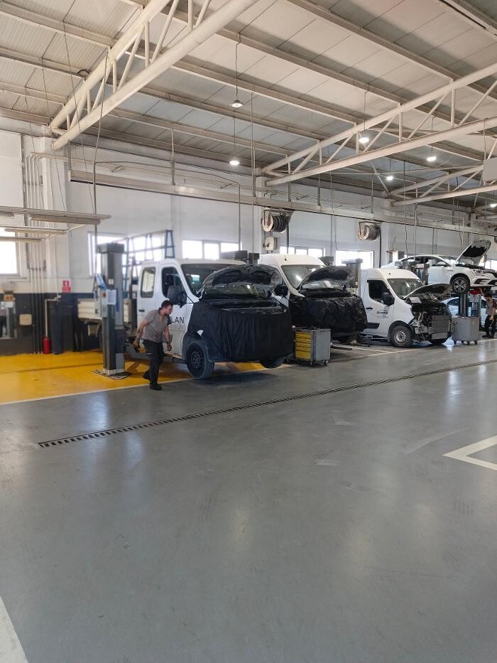 Images Renault Ernaz Servis Sakarya