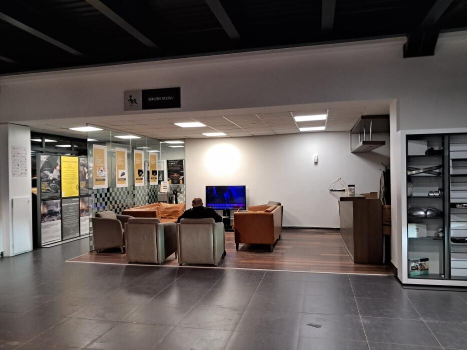 Images Renault Ernaz Servis Sakarya