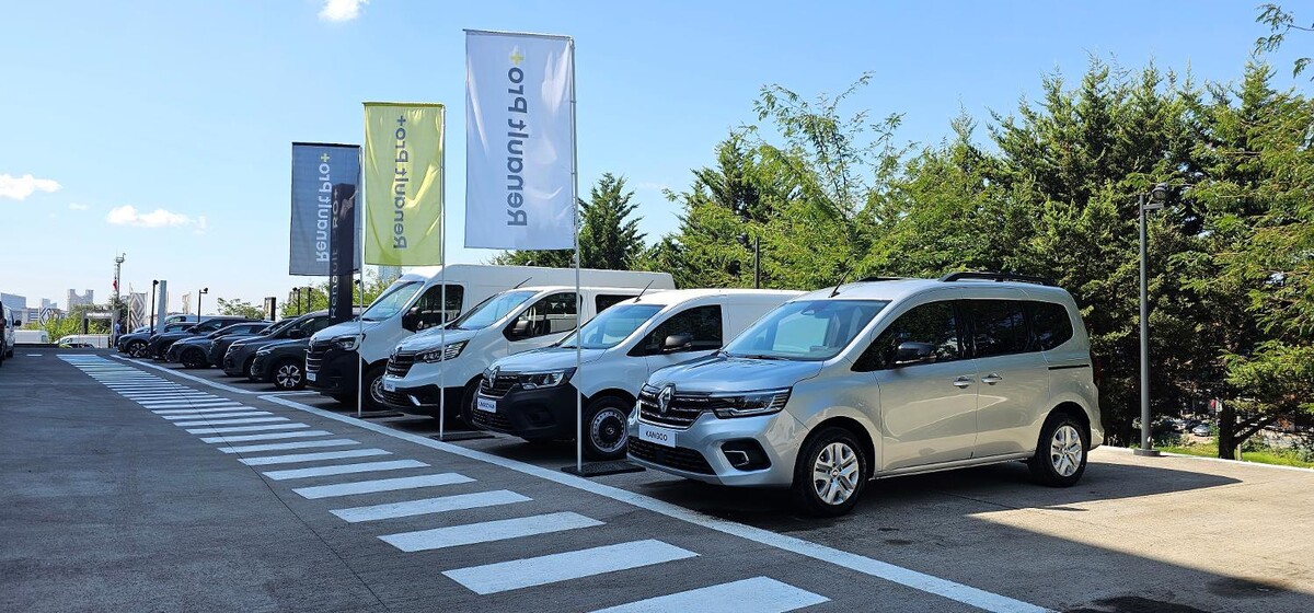 Images Renault Günerler Ümraniye