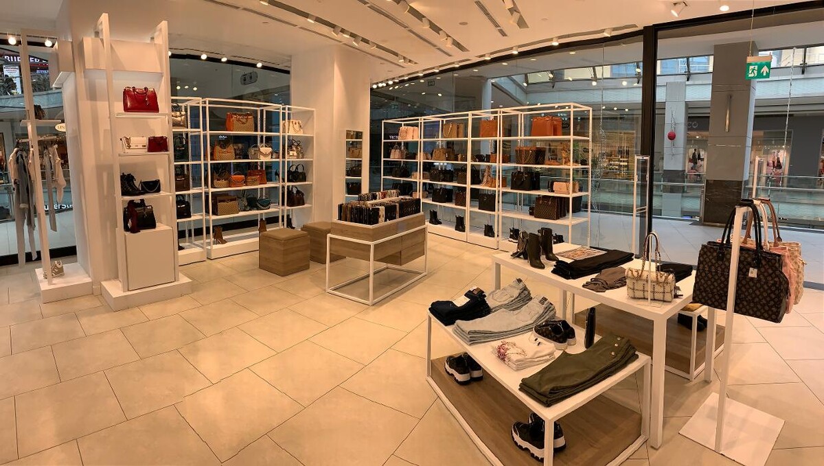 Images GUESS ACCESSORIES