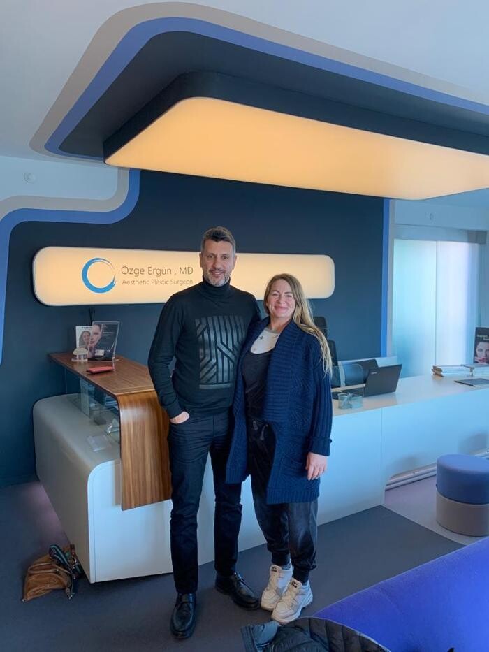 Images Dr Ozge Ergun Aesthetic Surgery-Breast Lift-Face Lift-Rhinoplasty-Vaser Liposuction-BBL