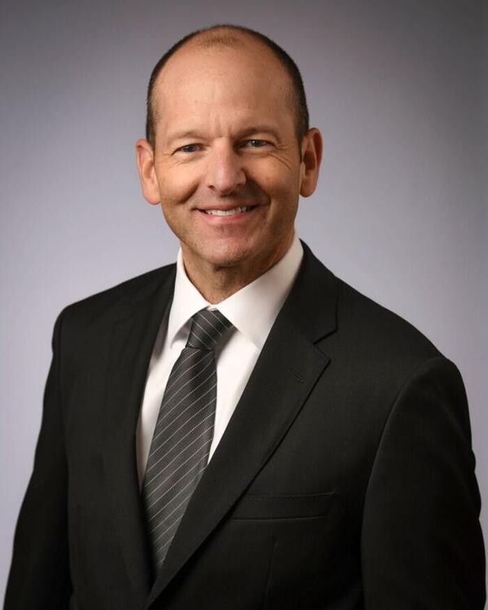 Images Lance A. Rettig, MD