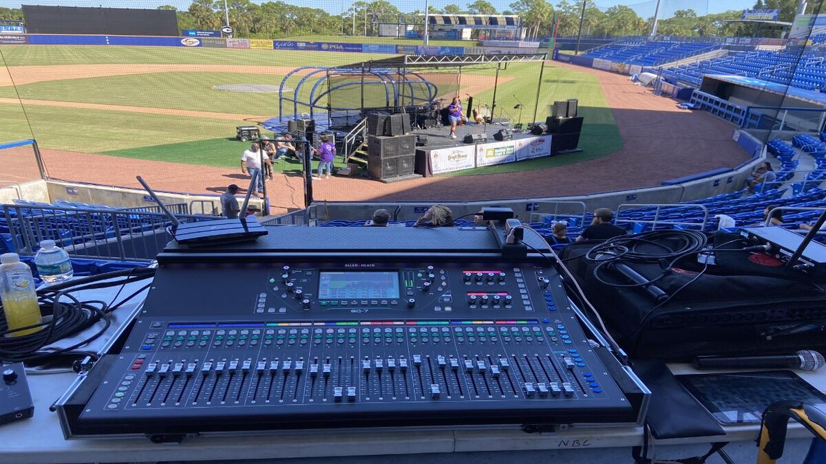 Images EJ Sound, Lights & Video Production