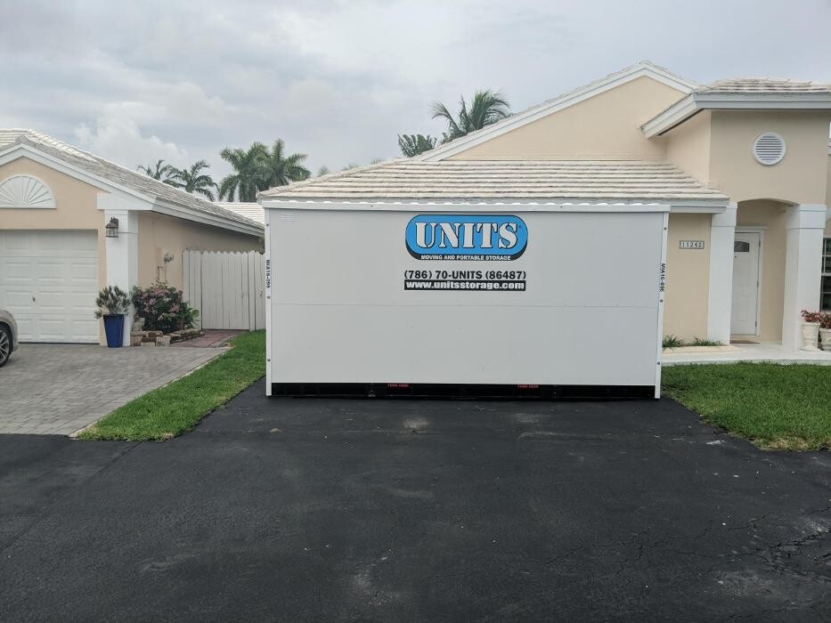 Images UNITS Moving and Portable Storage Northern Virginia