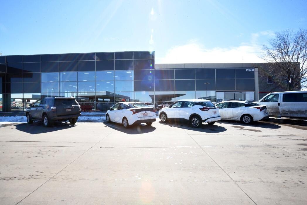 Images Avis Car Rental