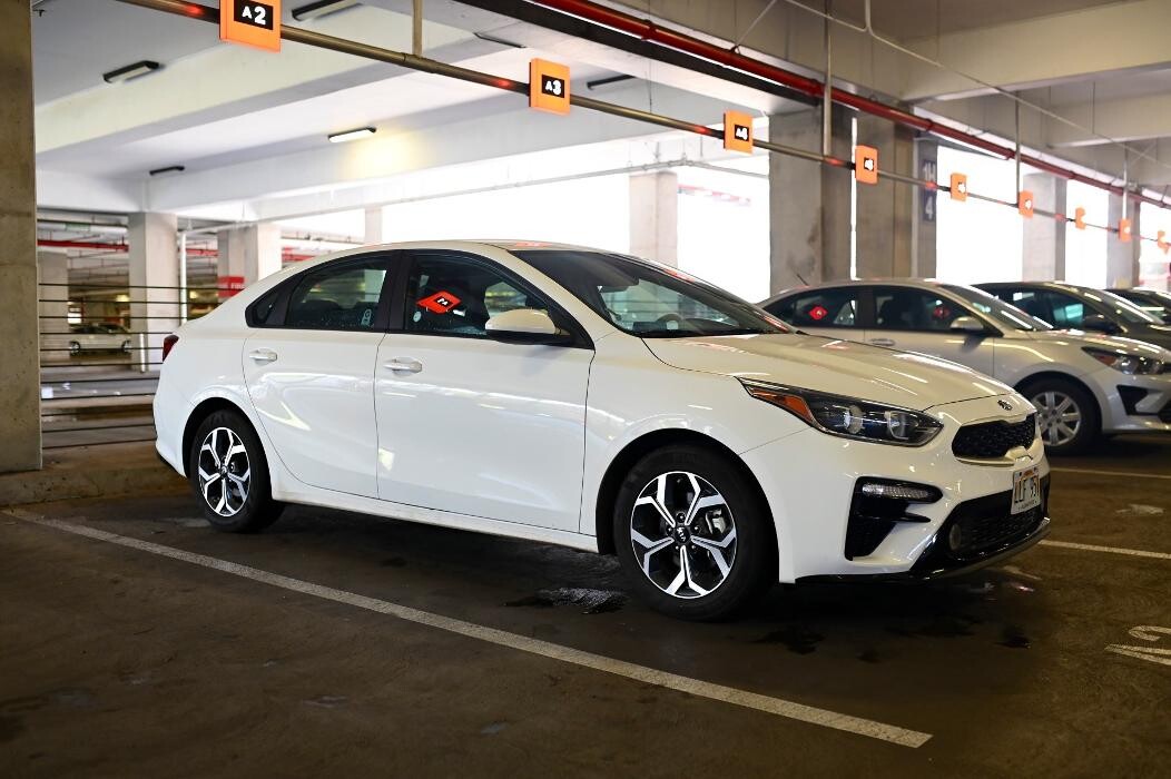 Images Avis Car Rental