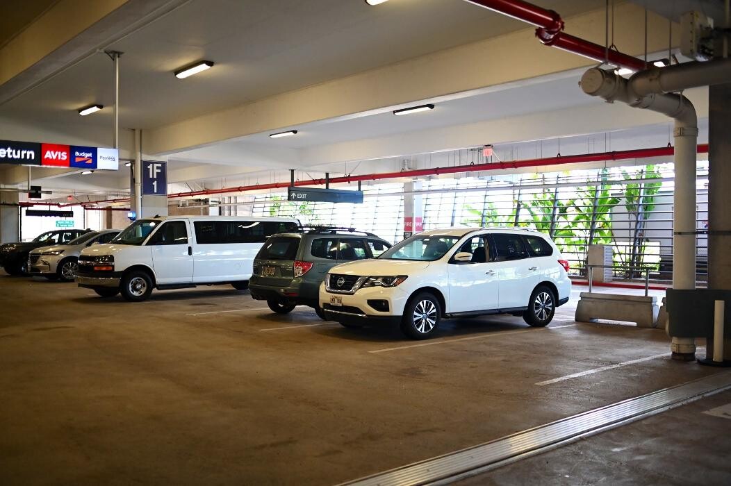 Images Avis Car Rental