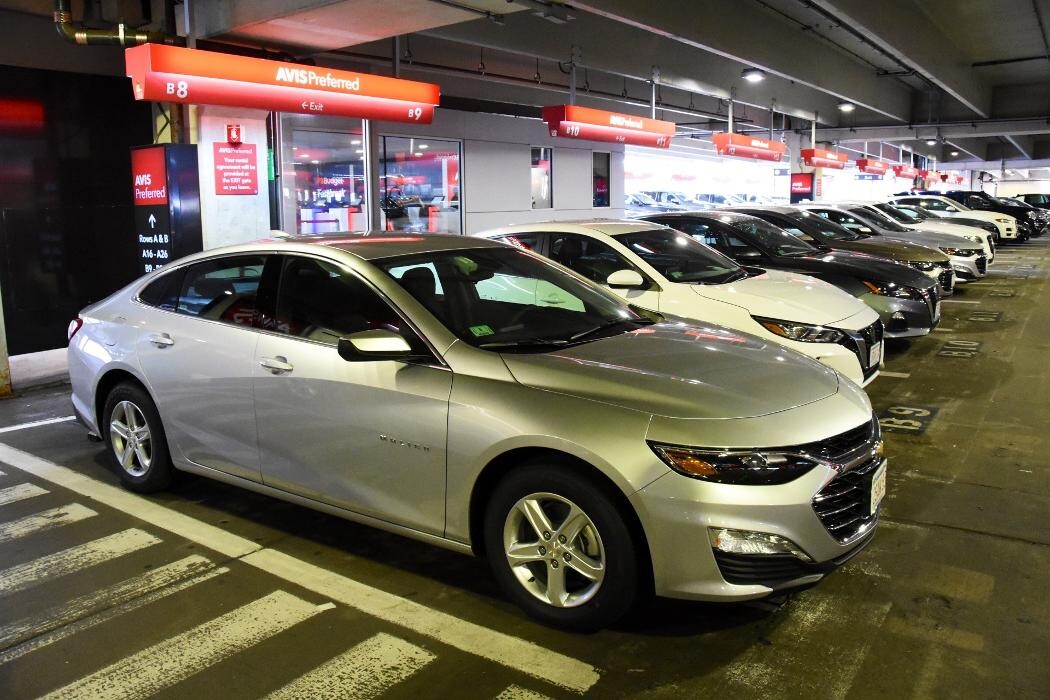 Images Avis Car Rental