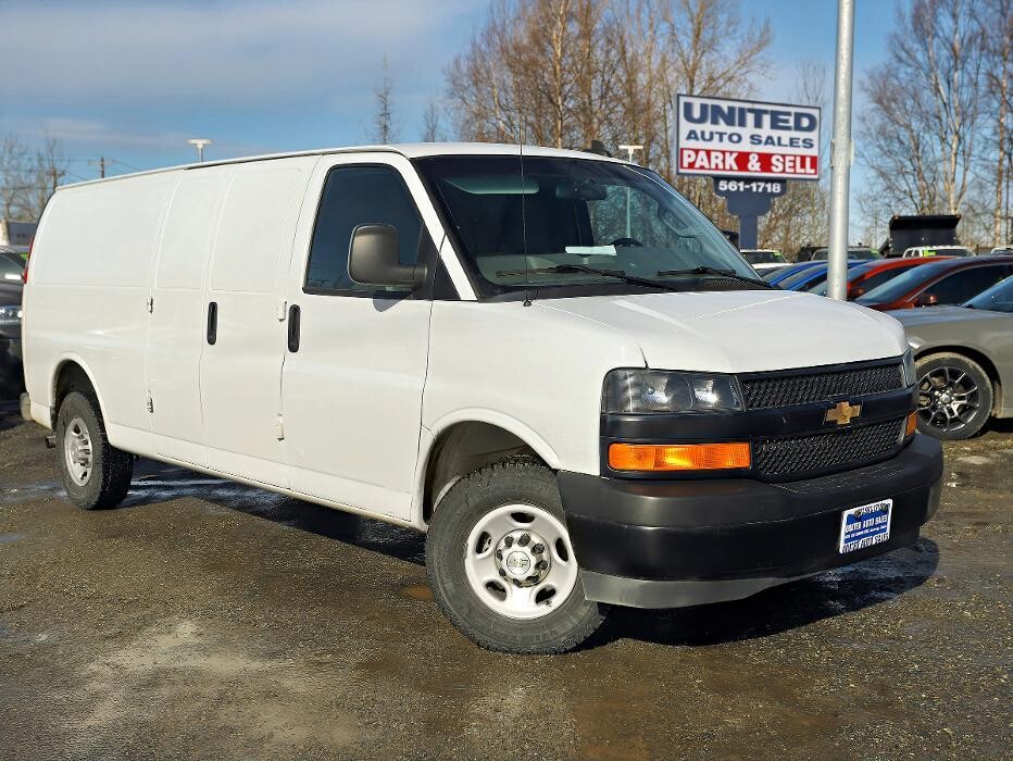 Images United Auto Sales