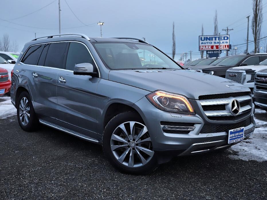 Images United Auto Sales