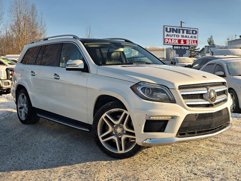 Images United Auto Sales