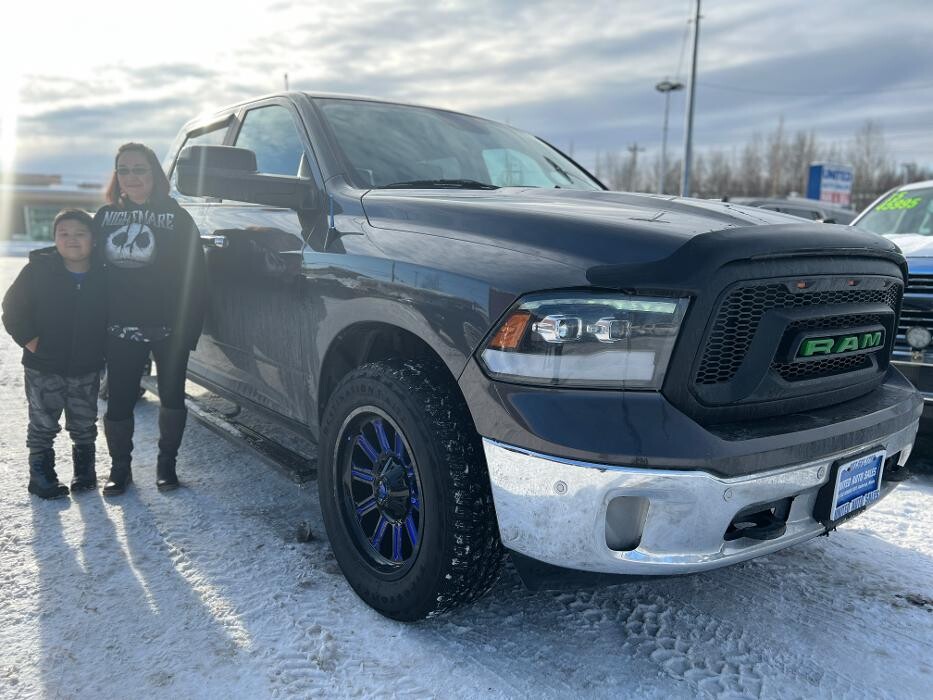 Images United Auto Sales