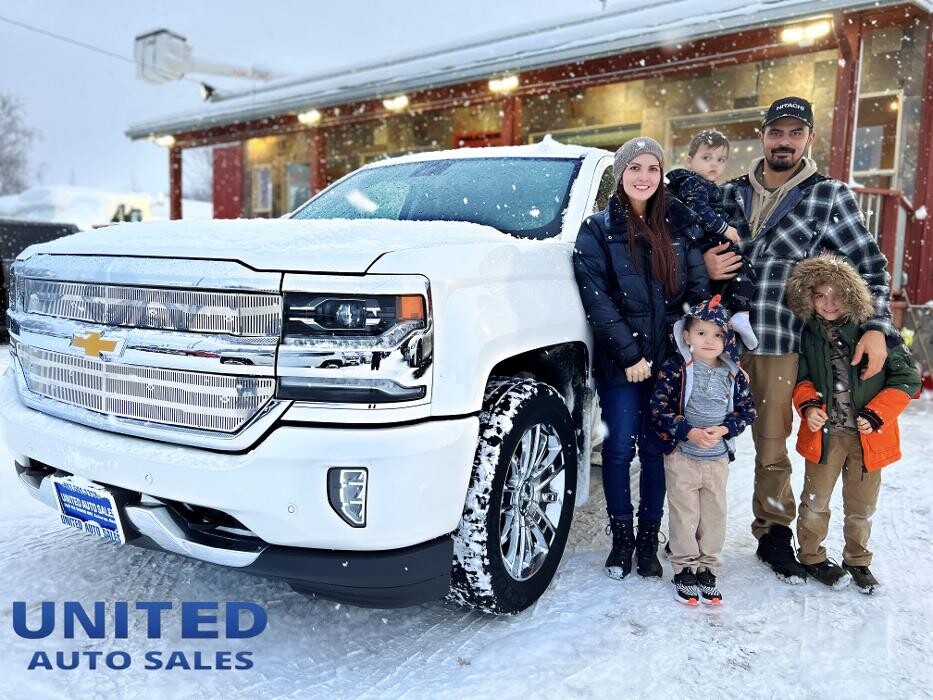 Images United Auto Sales