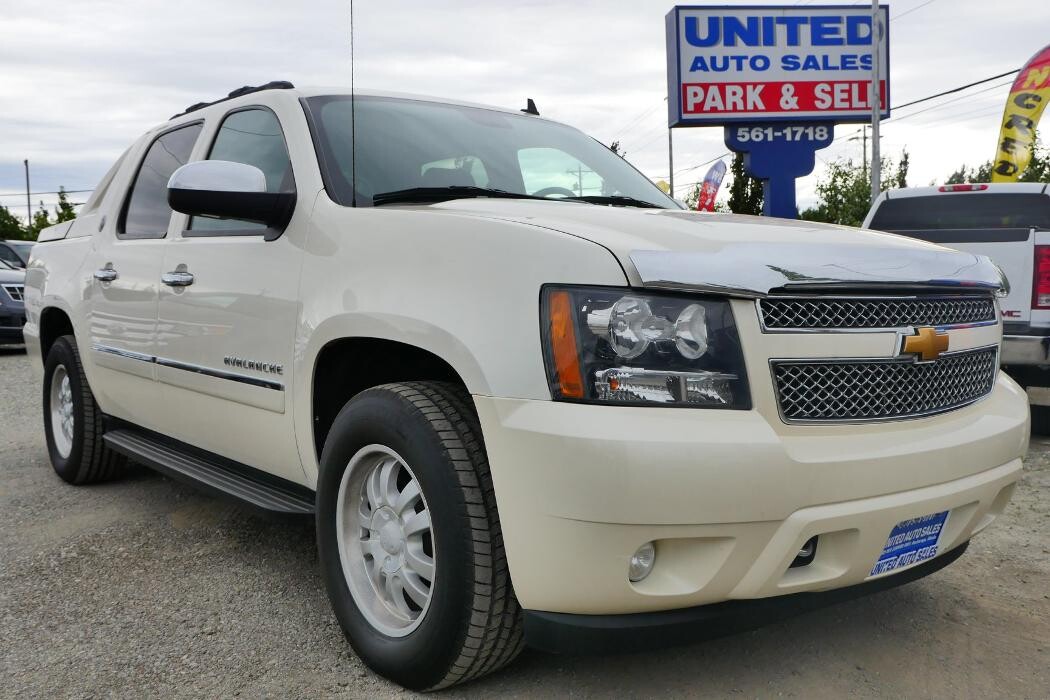 Images United Auto Sales