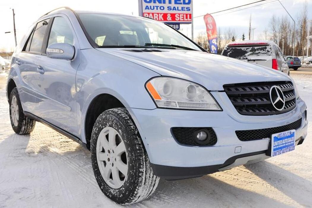 Images United Auto Sales