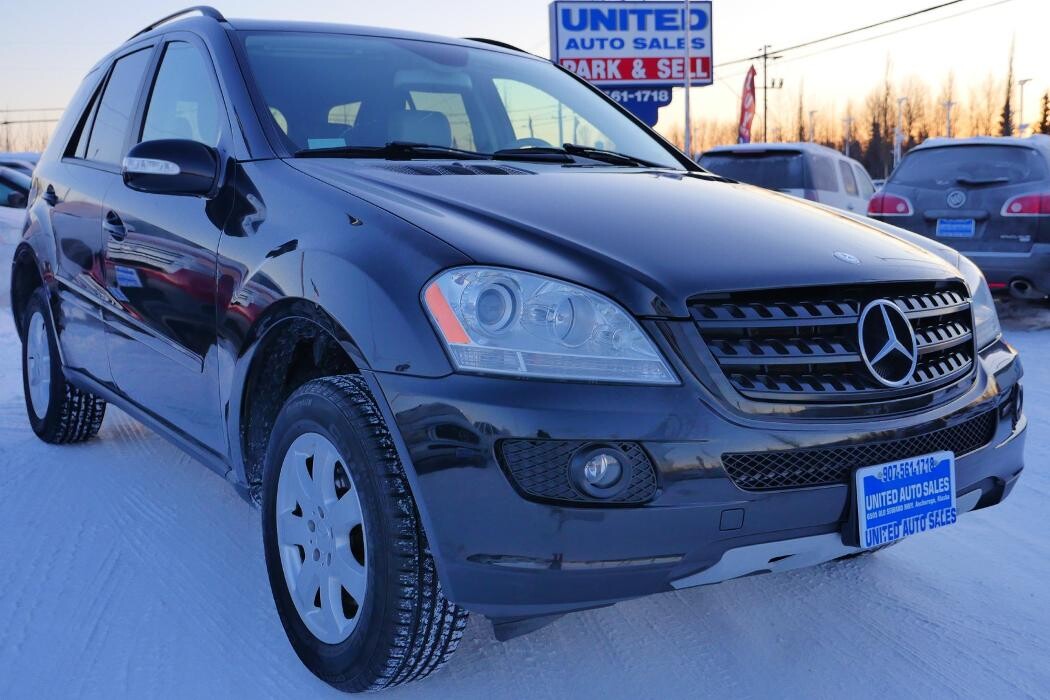Images United Auto Sales