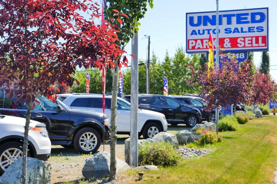 Images United Auto Sales