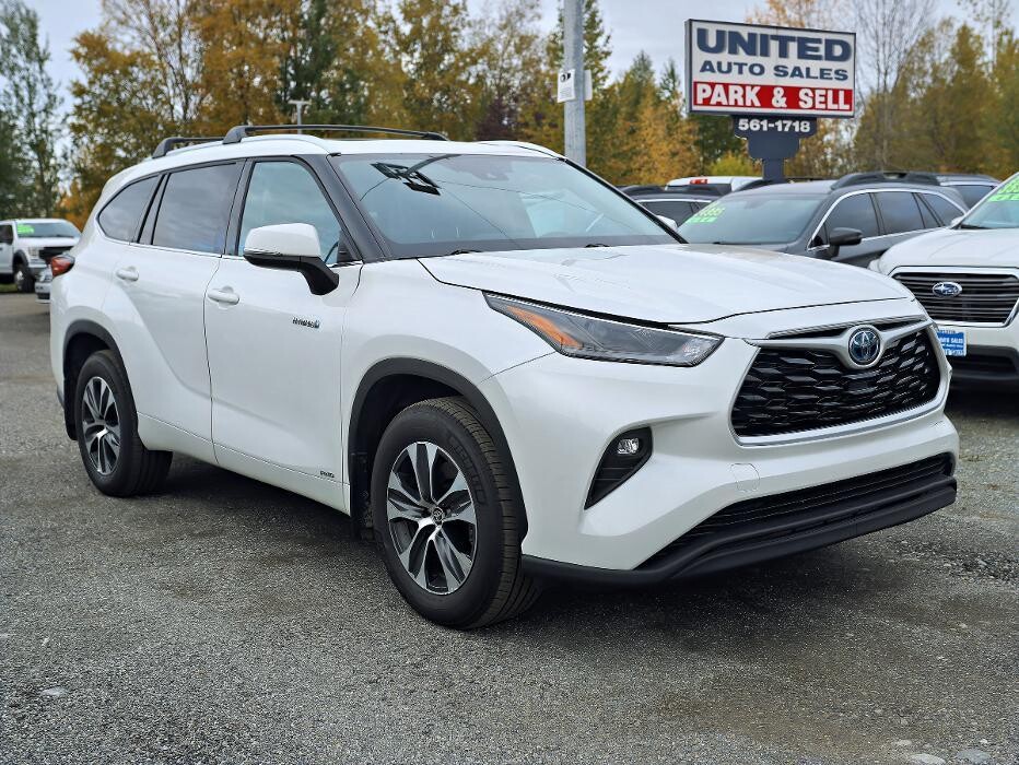 Images United Auto Sales