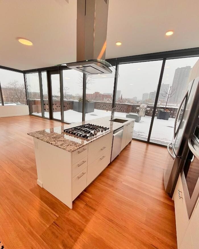 Images Optima Lakeview