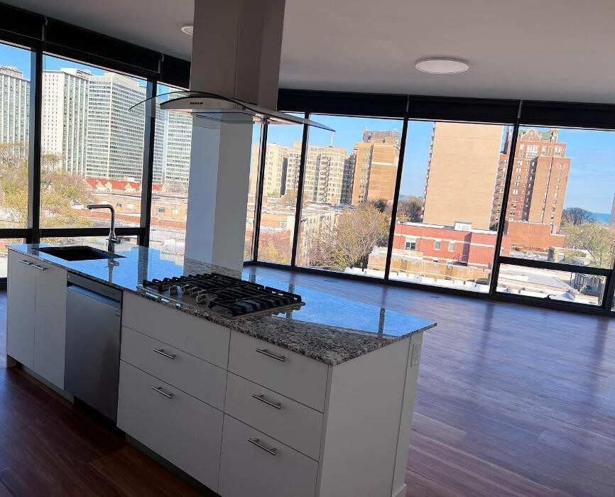 Images Optima Lakeview