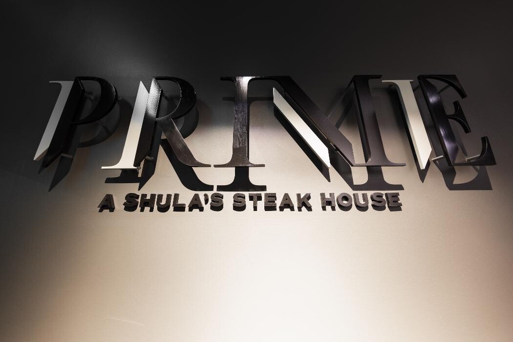 Images Prime, A Shula's Steak House