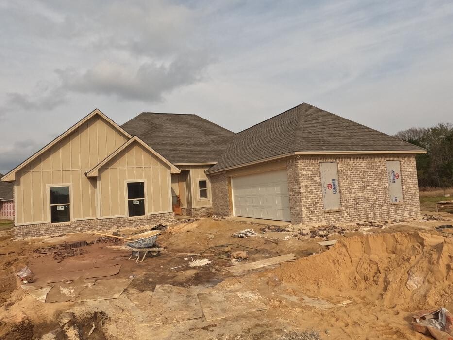 Images Steve Houck Broker/Owner, Real Estate Partners