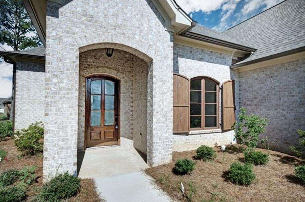 Images Steve Houck Broker/Owner, Real Estate Partners