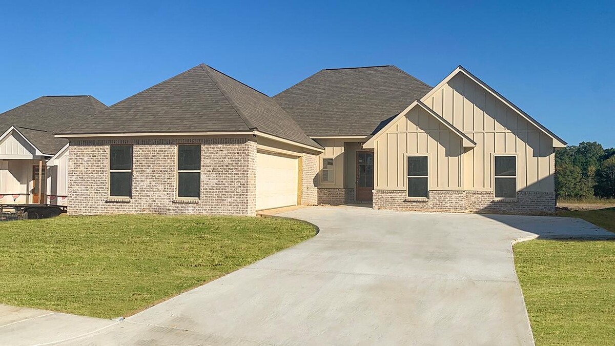 Images Steve Houck Broker/Owner, Real Estate Partners
