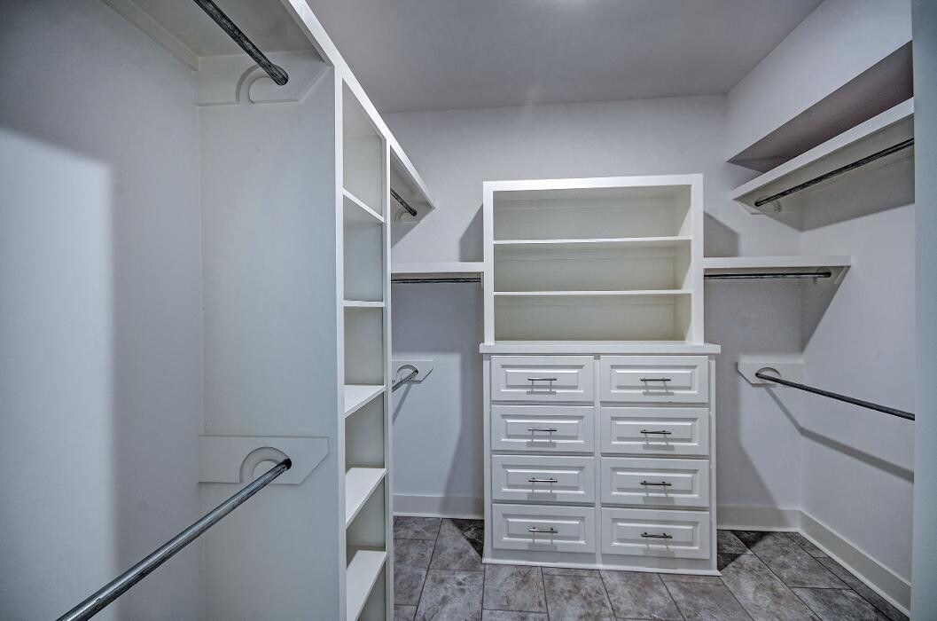 Images Steve Houck Broker/Owner, Real Estate Partners