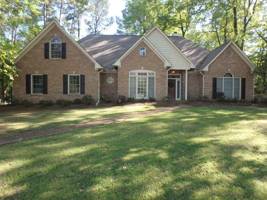 Images Steve Houck Broker/Owner, Real Estate Partners