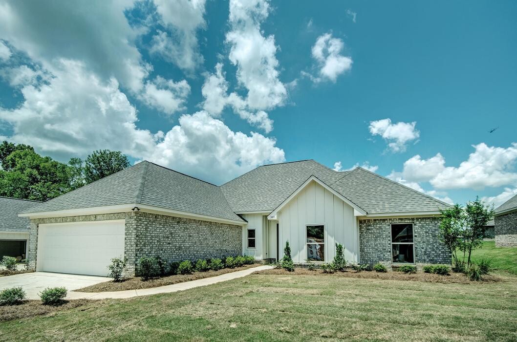 Images Steve Houck Broker/Owner, Real Estate Partners