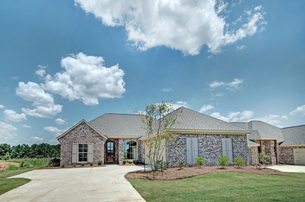 Images Steve Houck Broker/Owner, Real Estate Partners