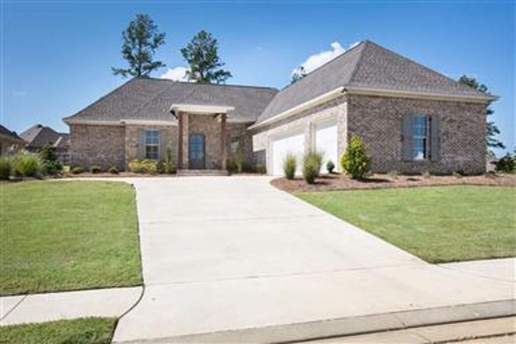 Images Steve Houck Broker/Owner, Real Estate Partners