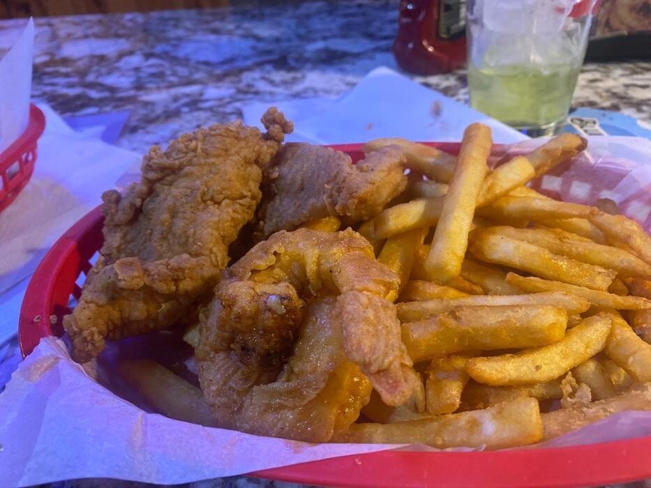 Images Pier 88 Boiling Seafood & Bar Avondale