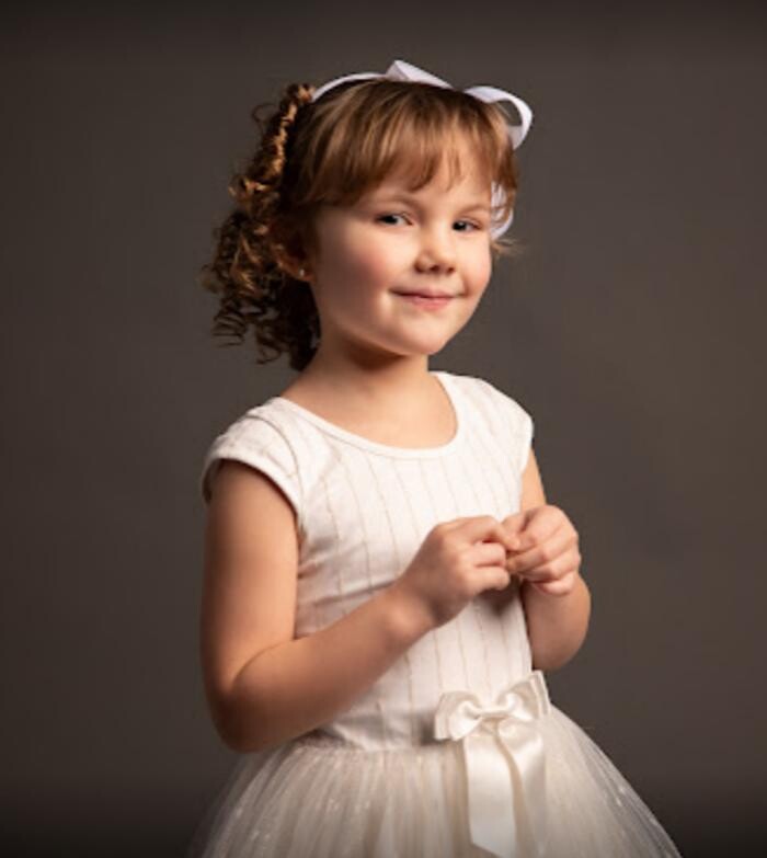 Images Van Marie Portrait and Design