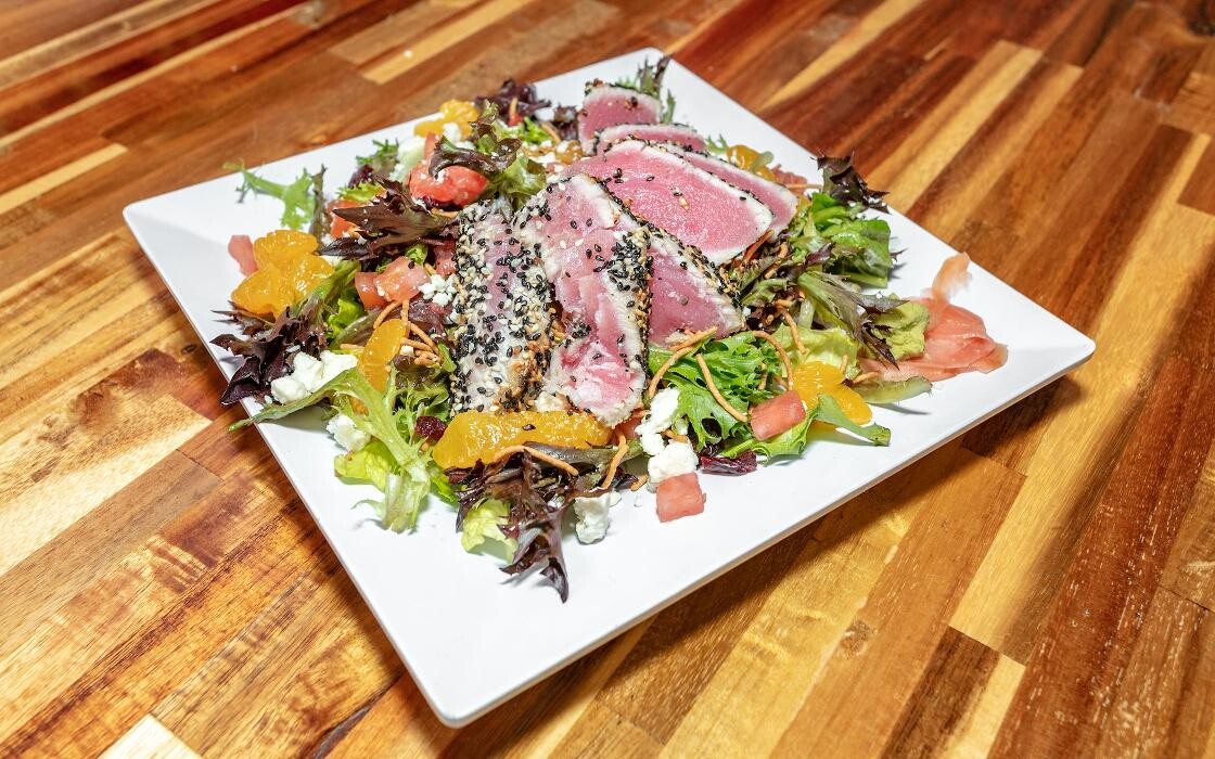 Images Stevarinos Italian Eatery & Pub