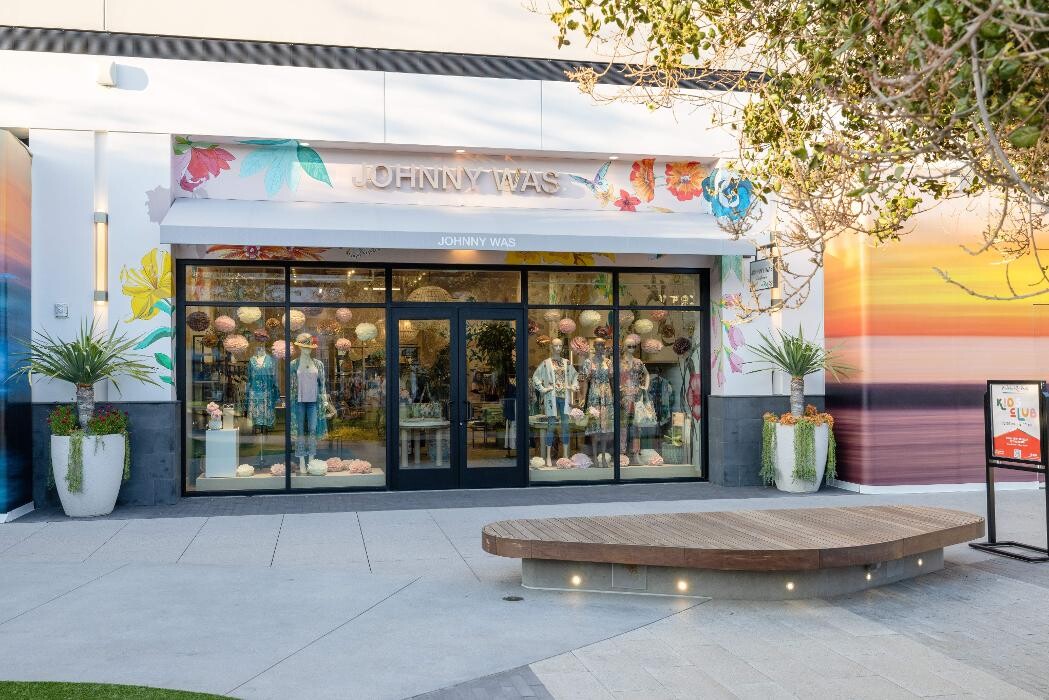 Images Manhattan Village