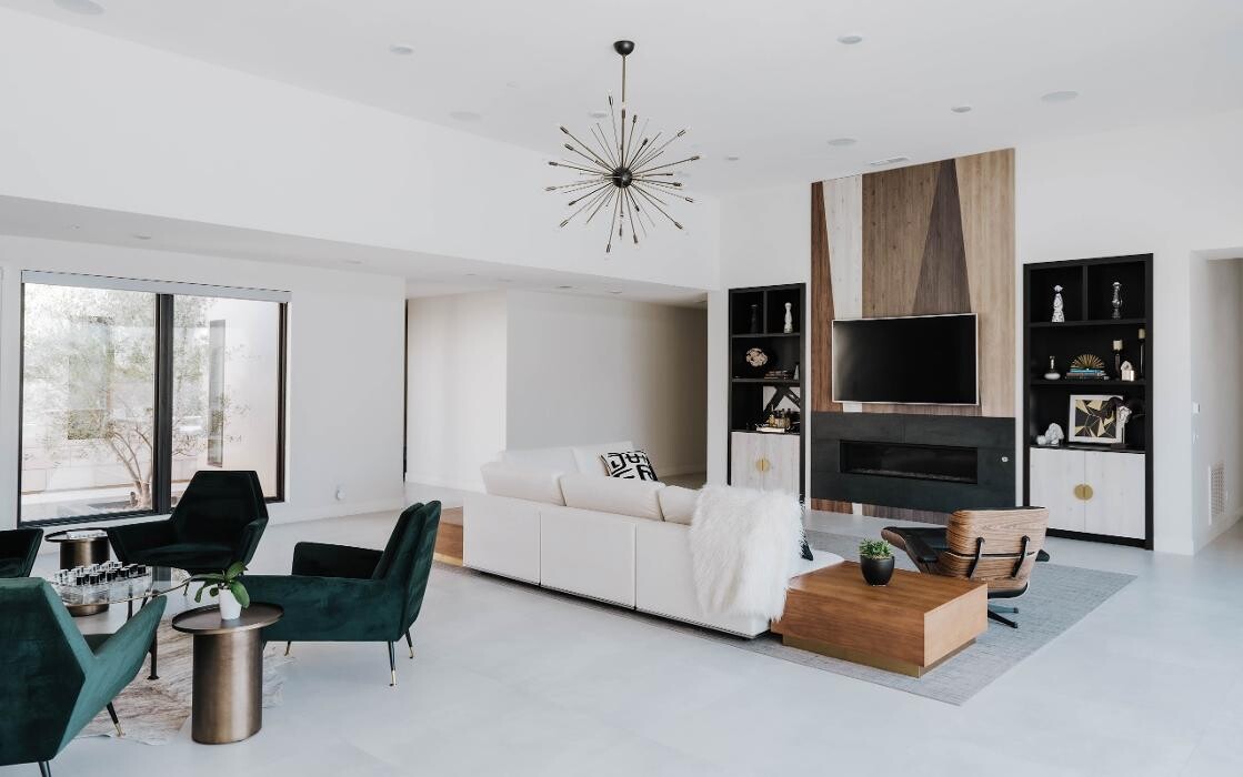 Images Charles Taylor Interior Design
