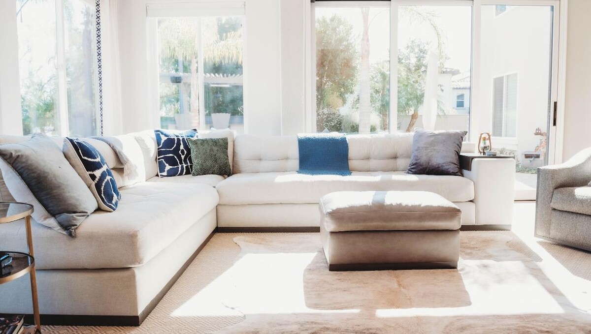 Images Charles Taylor Interior Design