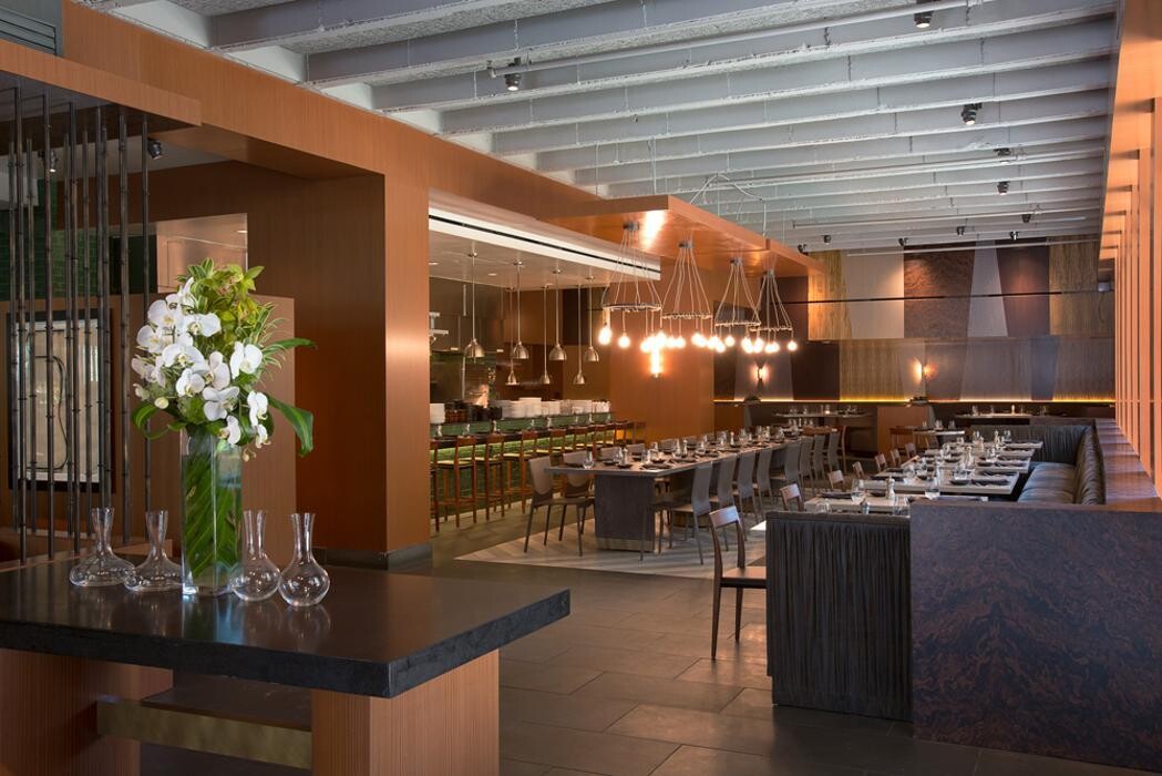 Images Charles Taylor Interior Design