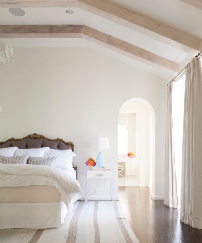Images Charles Taylor Interior Design